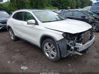  Salvage Mercedes-Benz GLA