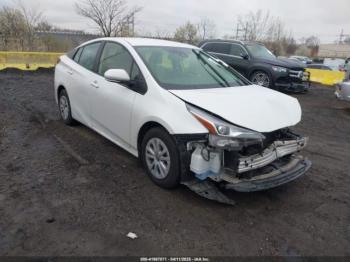  Salvage Toyota Prius