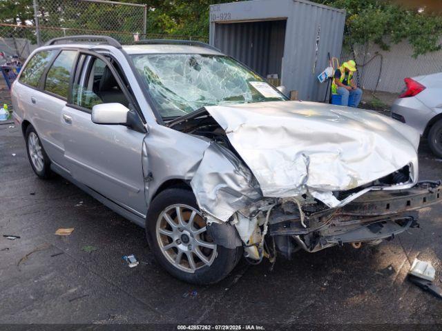  Salvage Volvo V40