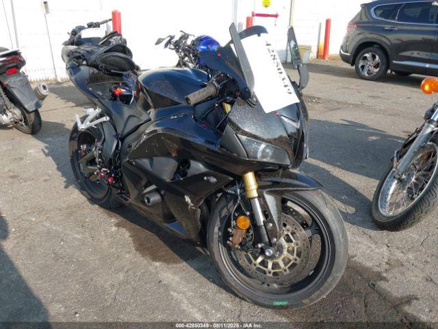  Salvage Honda Cbr600