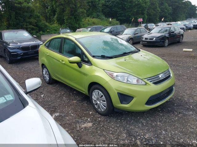  Salvage Ford Fiesta