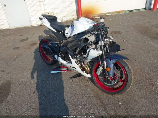  Salvage Suzuki Gsx-r600