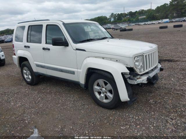  Salvage Jeep Liberty