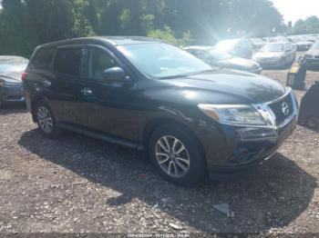  Salvage Nissan Pathfinder