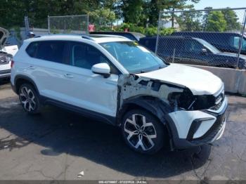  Salvage Volkswagen Taos