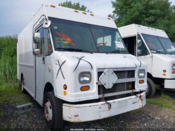  Salvage Freightliner Chassis