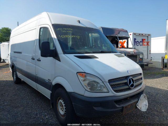  Salvage Mercedes-Benz Sprinter 2500