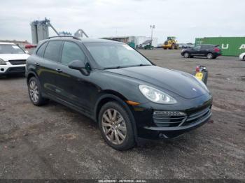  Salvage Porsche Cayenne