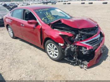  Salvage Nissan Altima