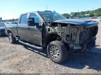 Salvage Chevrolet Silverado 2500