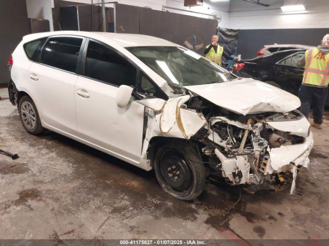  Salvage Toyota Prius v