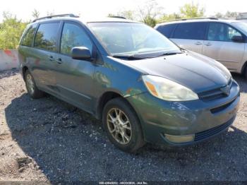  Salvage Toyota Sienna