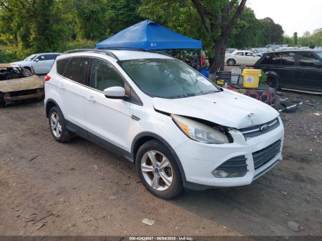  Salvage Ford Escape