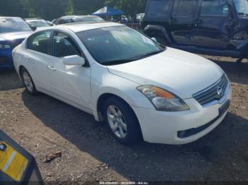  Salvage Nissan Altima