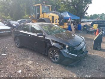  Salvage Kia Forte