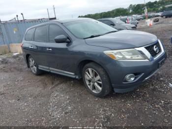  Salvage Nissan Pathfinder