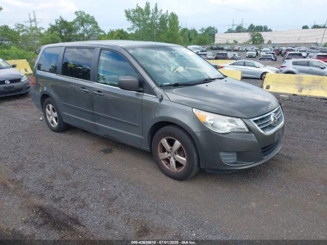  Salvage Volkswagen Routan