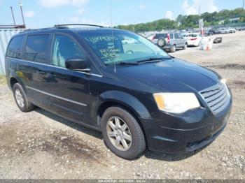 Salvage Chrysler Town & Country