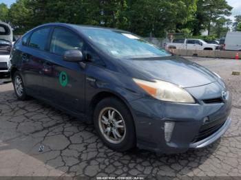 Salvage Toyota Prius