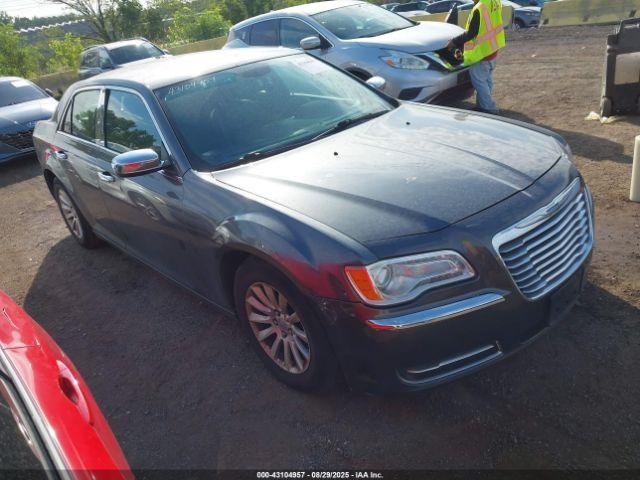  Salvage Chrysler 300