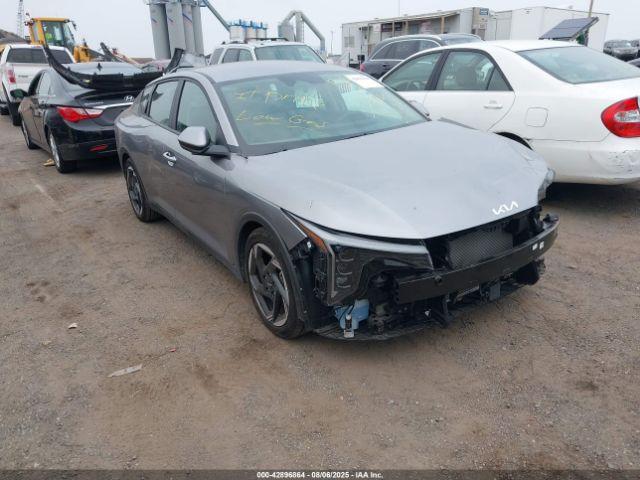  Salvage Kia K4
