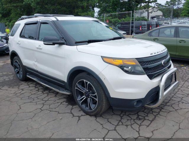  Salvage Ford Explorer