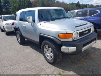  Salvage Toyota FJ Cruiser