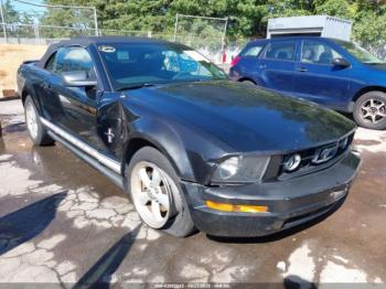  Salvage Ford Mustang