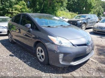  Salvage Toyota Prius