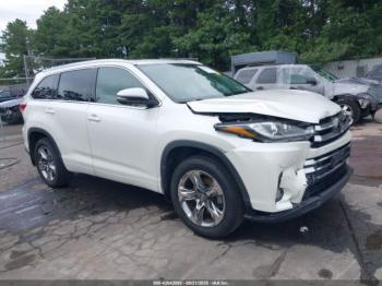  Salvage Toyota Highlander