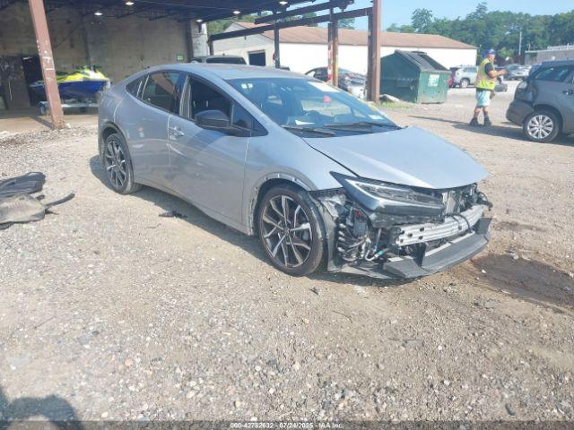  Salvage Toyota Prius Prime