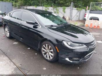  Salvage Chrysler 200