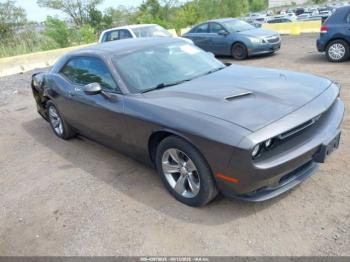  Salvage Dodge Challenger