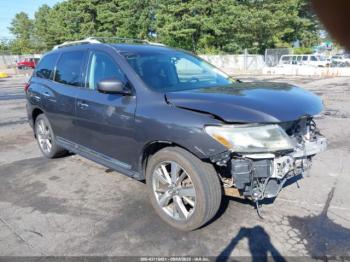  Salvage Nissan Pathfinder