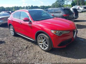  Salvage Alfa Romeo Stelvio