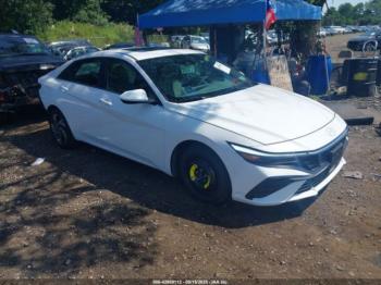  Salvage Hyundai ELANTRA