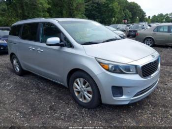  Salvage Kia Sedona