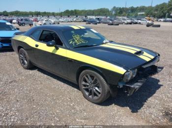  Salvage Dodge Challenger