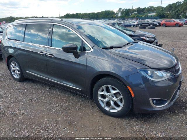  Salvage Chrysler Pacifica