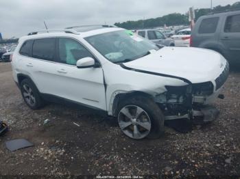  Salvage Jeep Cherokee