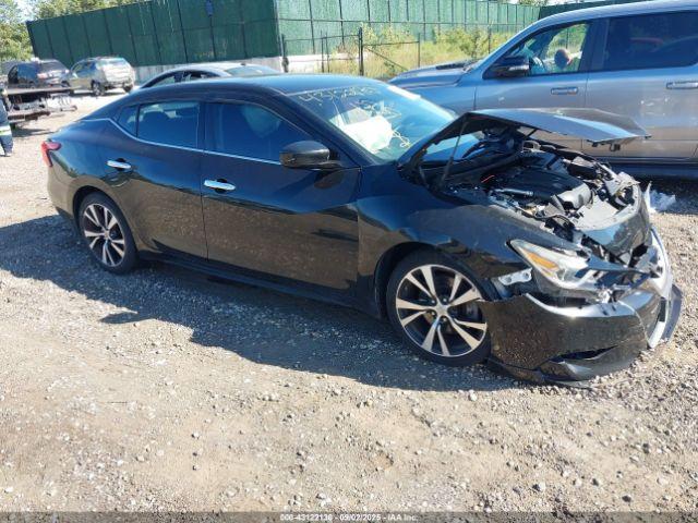 Salvage Nissan Maxima