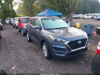  Salvage Hyundai TUCSON