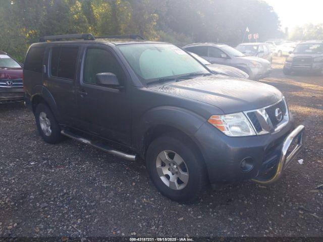  Salvage Nissan Pathfinder