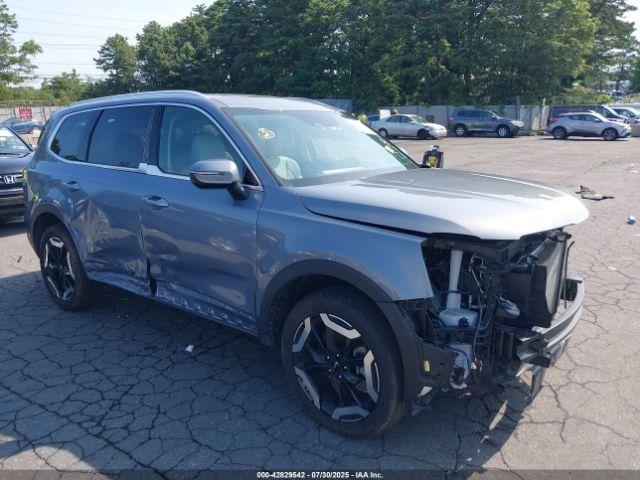  Salvage Kia Telluride