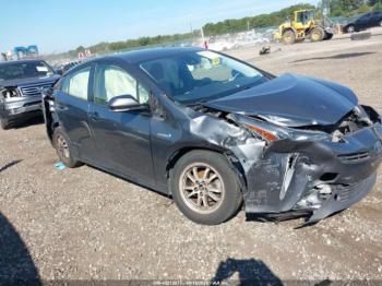  Salvage Toyota Prius