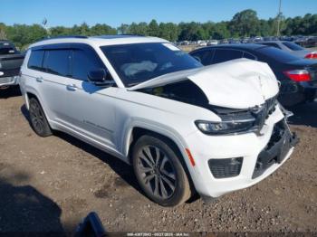  Salvage Jeep Grand Cherokee