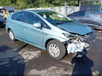 Salvage Toyota Prius