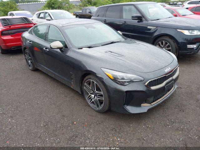  Salvage Kia Stinger