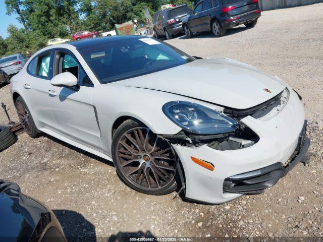  Salvage Porsche Panamera
