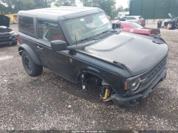  Salvage Ford Bronco